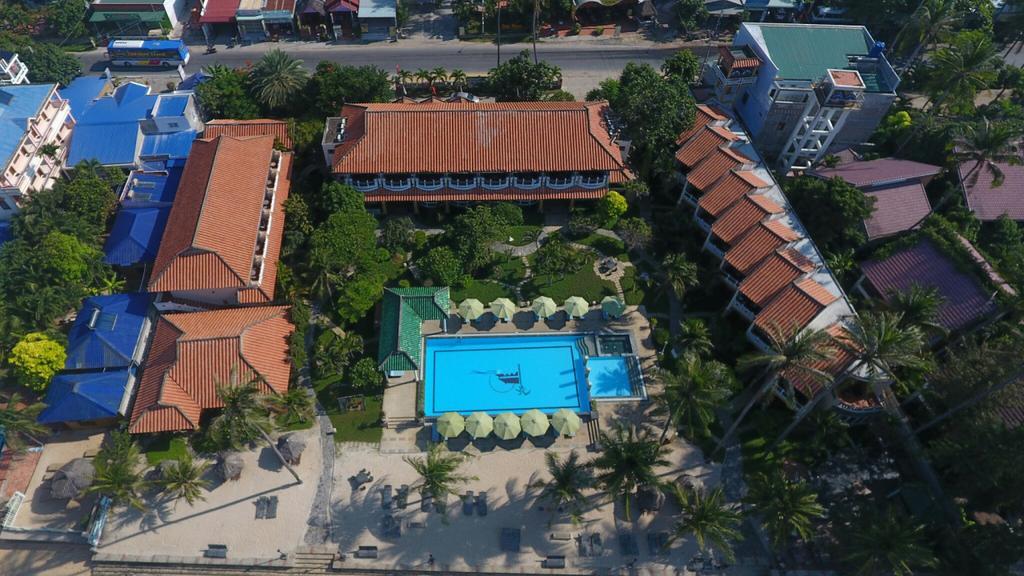 Dynasty Mui Ne Beach Resort Παν Θιέτ Εξωτερικό φωτογραφία